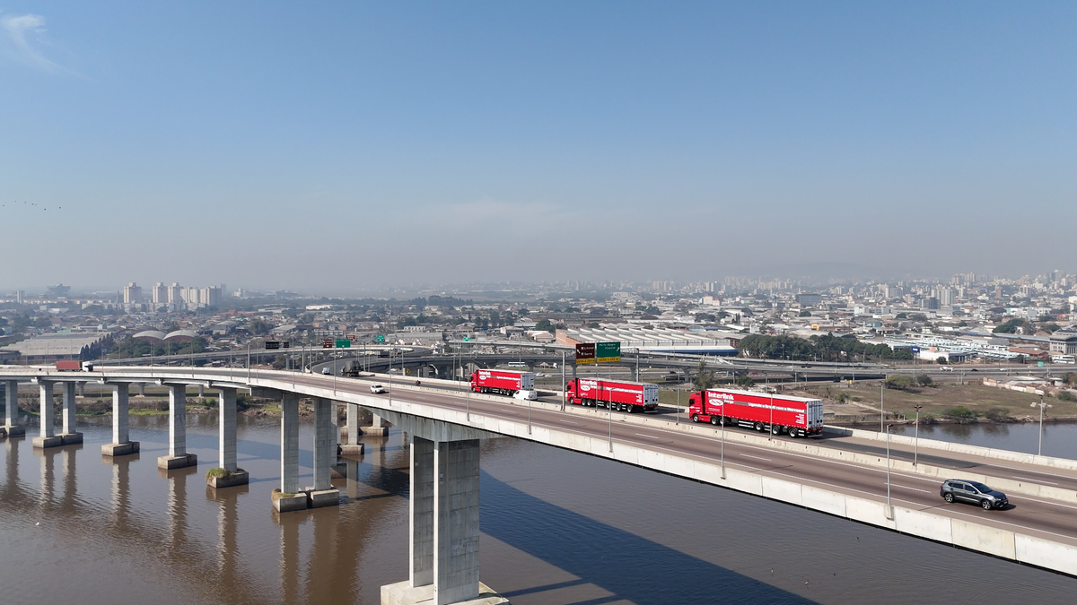 Transporte Rodoviário Nacional: Por que ele define o sucesso da sua operação internacional?
