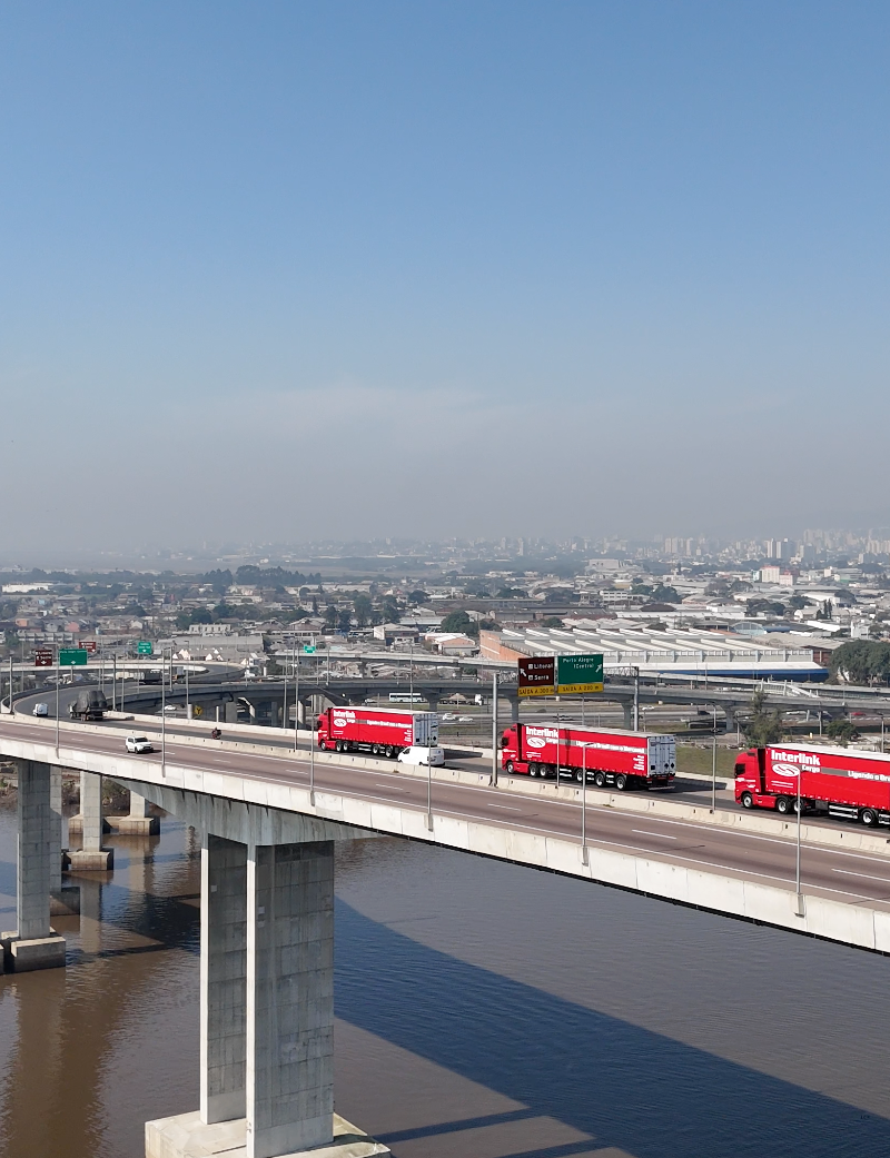 Capa do artigo: Transporte Rodoviário Nacional: Por que ele define o sucesso da sua operação internacional?